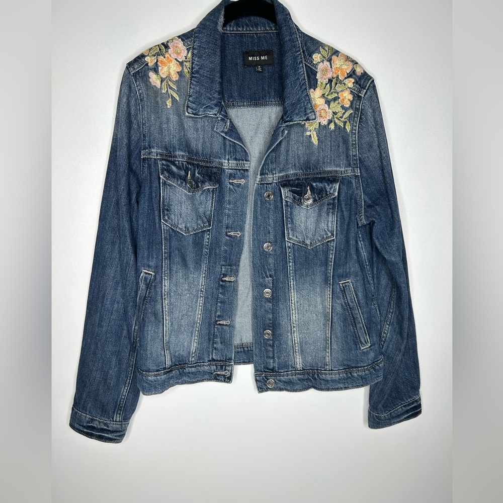 Miss Me Jean Jacket Blue Denim Pink Peach Embroidered Floral Design S